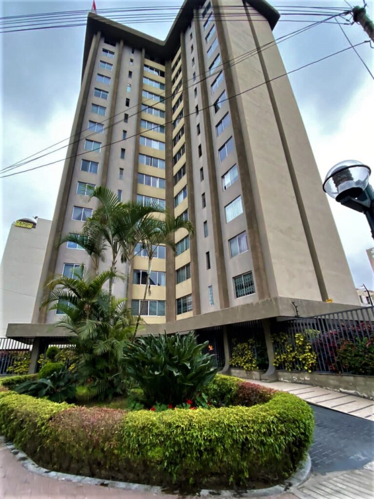 Venta de Departamento En Miraflores, Lima – US$ 185,000 – Avenida 28 de Julio 600 Miraflores