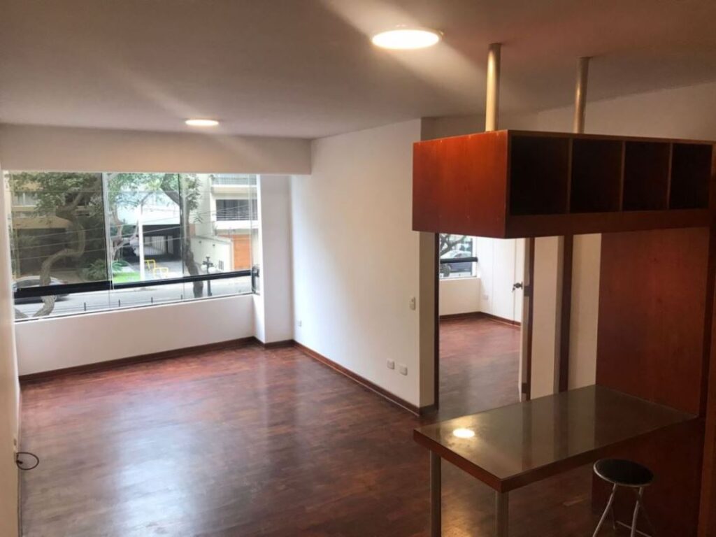 Alquiler de Departamento En Miraflores, Lima – US$ 530 –