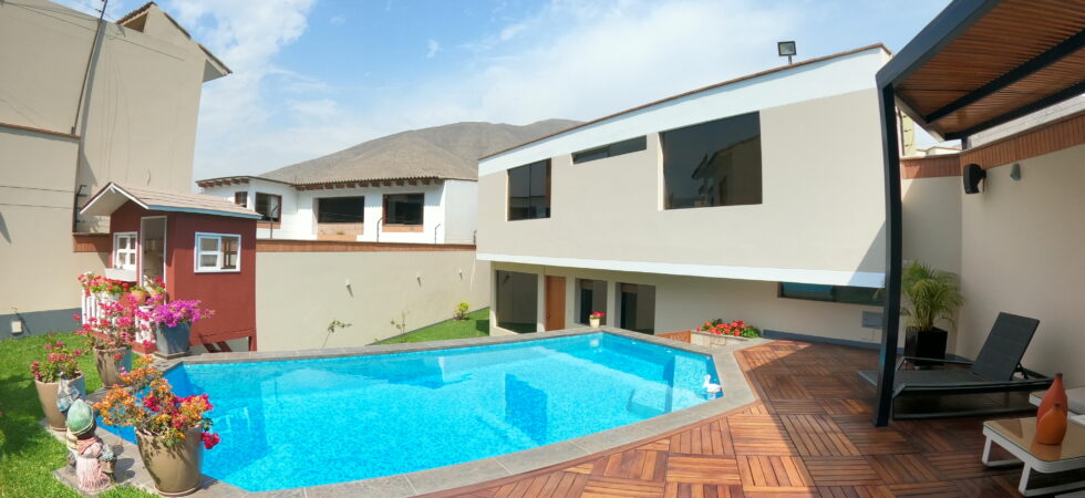 Venta de Casa En La Molina, Lima – US$ 750,000 – rinconada del lago
