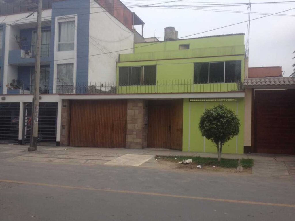 Venta de Casa En La Molina, Lima – US$ 255,000 – La Molina, Perú