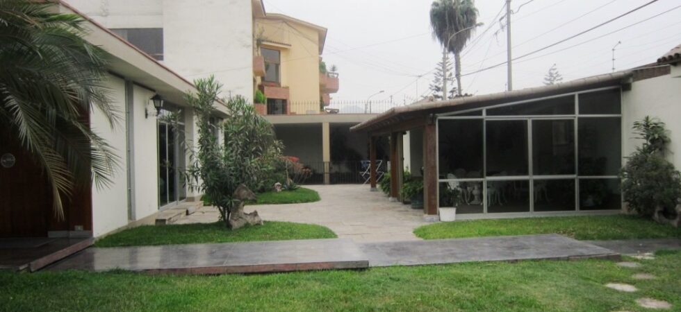Venta de Casa En La Molina, Lima – US$ 1,350,000 –