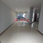 Venta de Casa En Santiago De Surco, Lima – US$ 396,000 –
