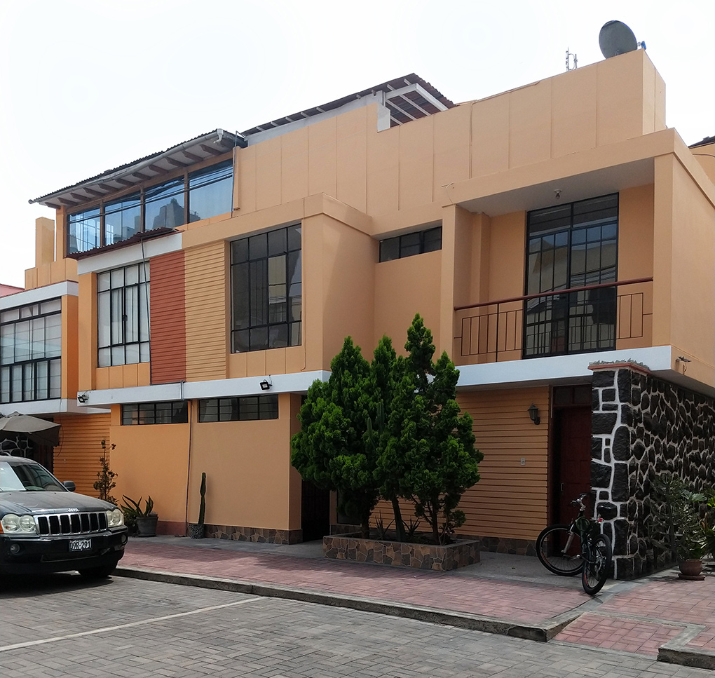 Alquiler de Casa En Miraflores, Lima – US$ 1,000 – Lima, Miraflores, Enrique Palacios  cuadra 6