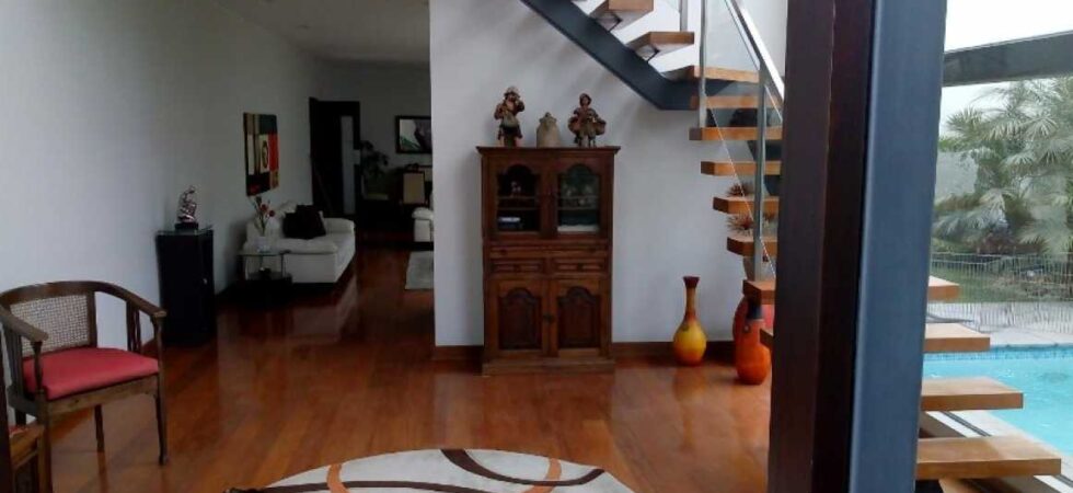 Venta de Casa En La Molina, Lima – US$ 550,000 – Sol De La Molina, La Molina, Perú