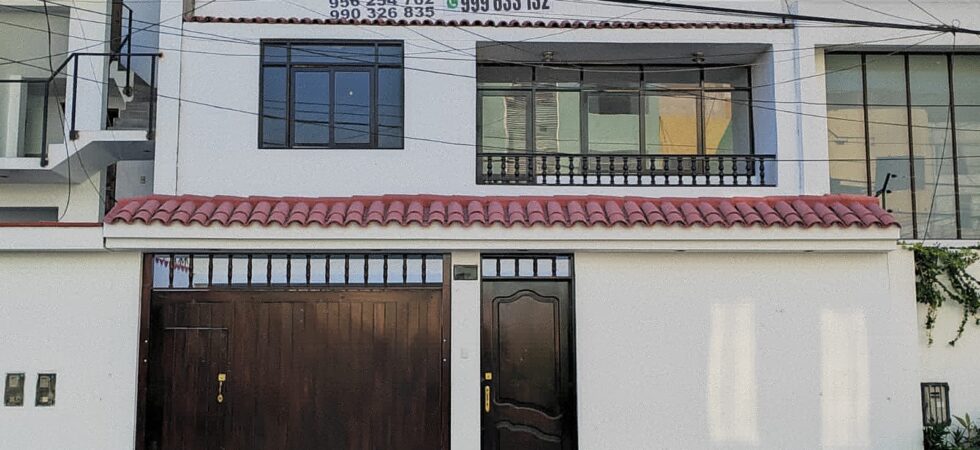 Venta de Casa En San Miguel, Lima – US$ 360,000 – LOS YUNGAS 271 – SAN MIGUEL