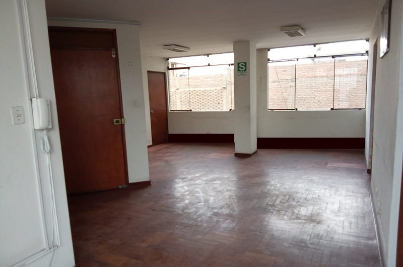 Alquiler de Oficina En La Molina, Lima – A consultar – Constructores