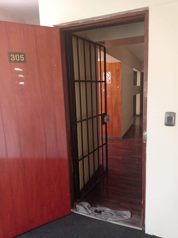Alquiler de Oficina En Miraflores, Lima – US$ 700 –