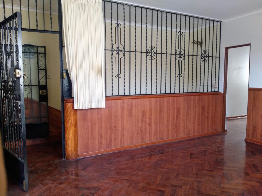 Alquiler de Oficina En Miraflores, Lima – US$ 1,000 –