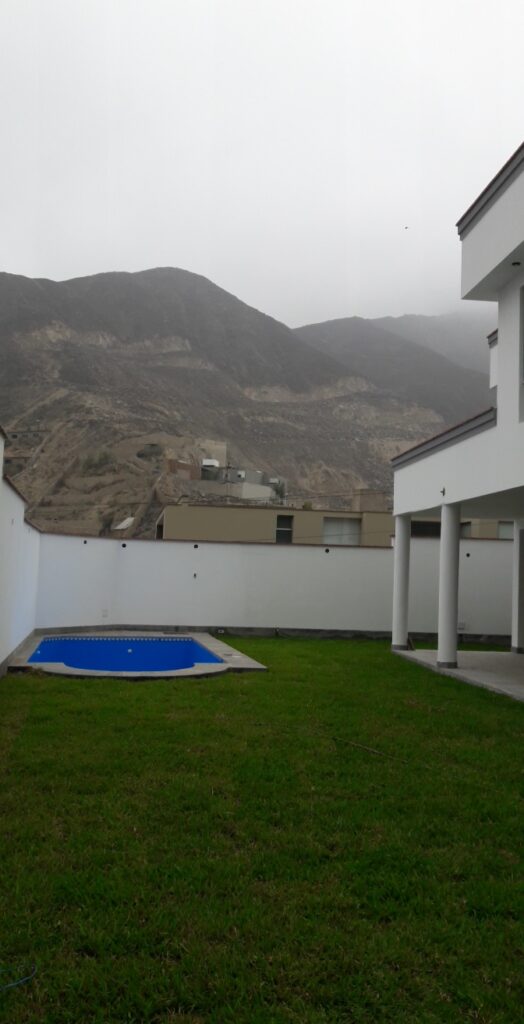 Venta de Casa En La Molina, Lima – US$ 710,000 –