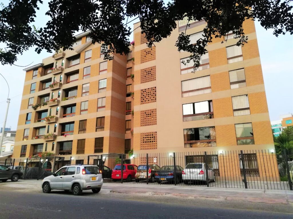 Venta de Departamento En San Borja, Lima – US$ 145,000 – Gálvez Barrenechea N° 891