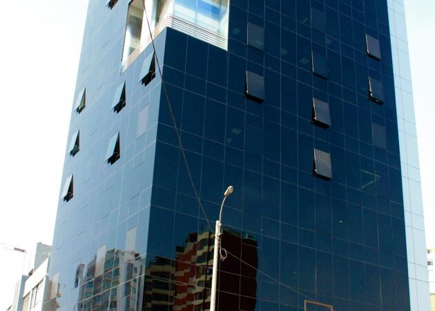 Alquiler de Oficina En Miraflores, Lima – US$ 4,800 – Centro Empresarial Business Reducto