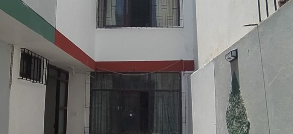 Venta de Casa En San Miguel, Lima – US$ 199,000 – Calle Hrtmanos Catari 585 San Miguel