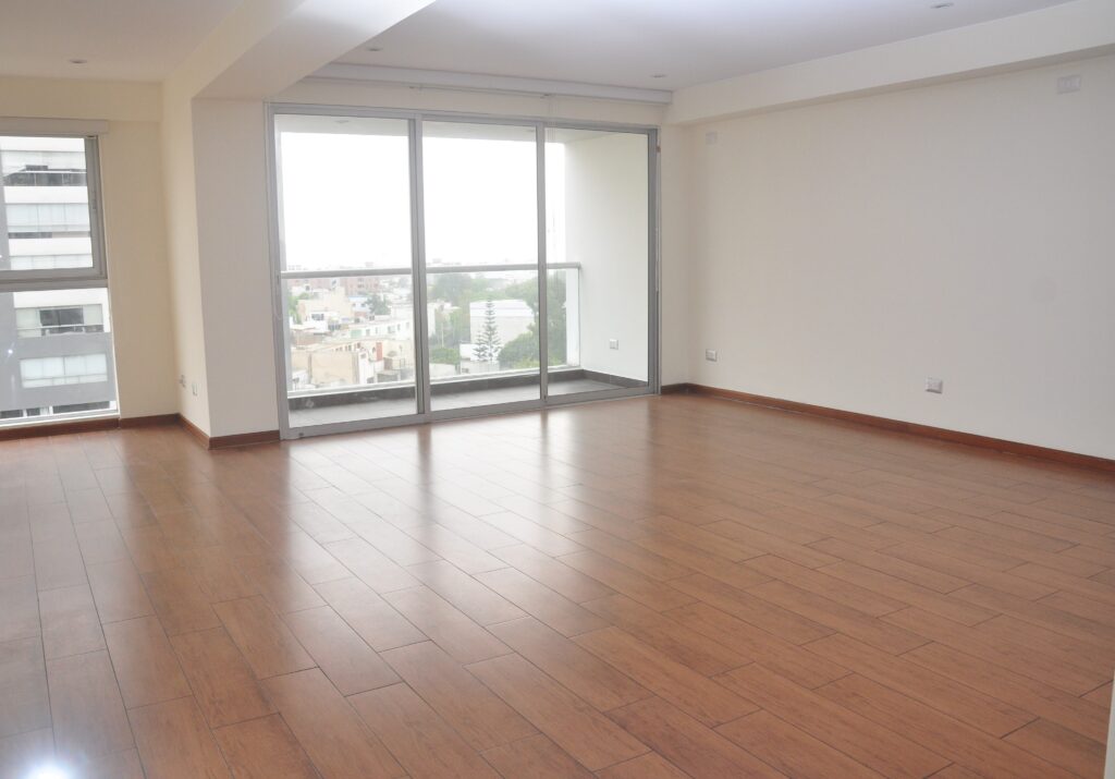 Alquiler de Departamento En San Isidro, Lima – US$ 1,000 – Javier Prado Oeste 2158