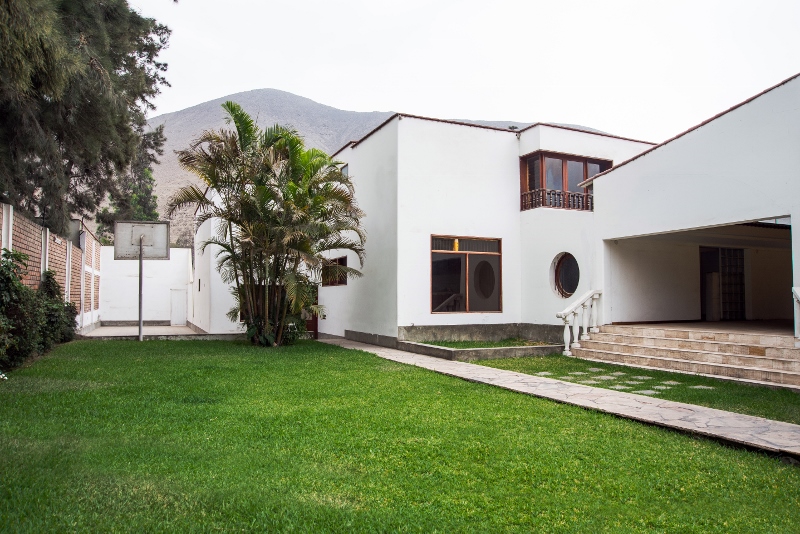 Alquiler de Casa En La Molina, Lima – US$ 5 –