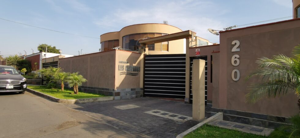 Alquiler de Casa En La Molina, Lima – US$ 2,300 – SOL DE LA MOLINA