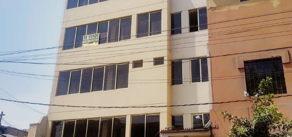 Venta de Casa En Miraflores, Lima – US$ 615,000 – Calle Miraflores – General Belisario Suárez