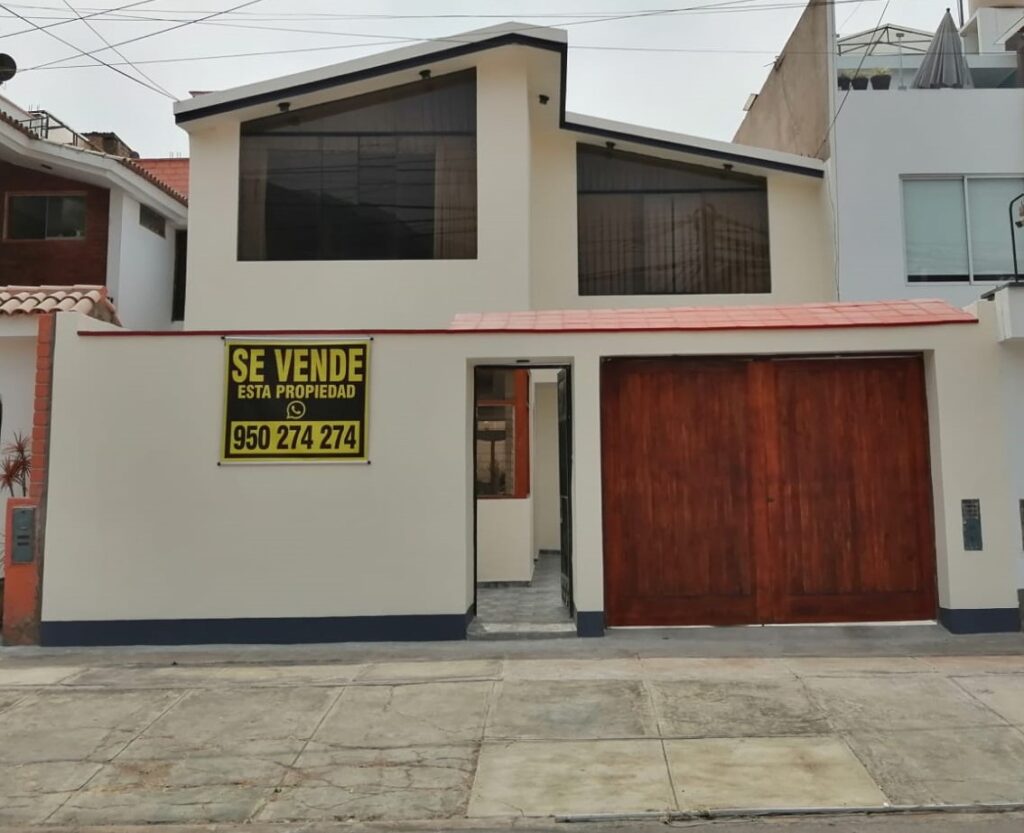 Venta de Casa En La Molina, Lima – US$ 350,000 – calle el camino 171